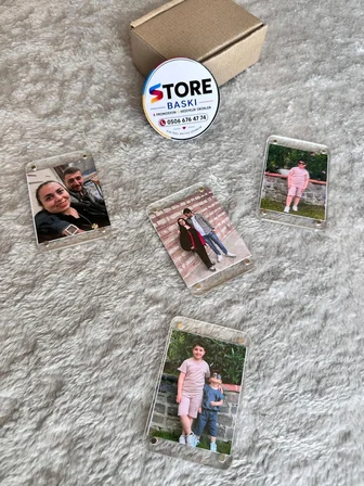 Pleksi Magnet