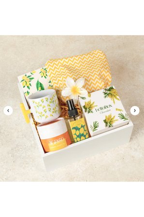 Sunshine Bloom Box Hediye Kutusu | Çiçek Temalı Kupa, Enerji Çayı, Trüf Çikolata ve Özel Hediye Seti - Özel Gün Hediyesi - Kadınlar Günü - Anneler Günü Hediyeleri
