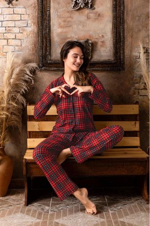 SUNZER HOMEWEAR bayan süvet kırmızı kareli pijama takımı
