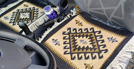 Reversible Oto Koltuk Kilim Seti • 3 Parça • Makine Dokuma • Akrilik & Polyester • Saçaklı