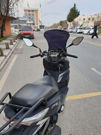 MOTOCAM SYM JET 14 200 Siperlik Ön Cam 2017-2025 Model 65cm Siyah Renkli 4mm UZUN CAM
