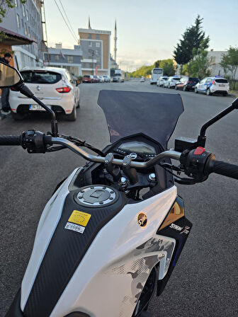 MOTOCAM SYM NHT 200 Siperlik Ön Cam 2023-2025 Model 30cm Füme Renkli 4mm Spor Cam