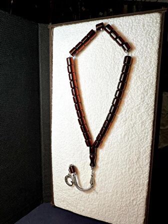 ÇUBUK KEHRİBAR TESBİH BORDO RENK KAPSÜL KESİM T-116