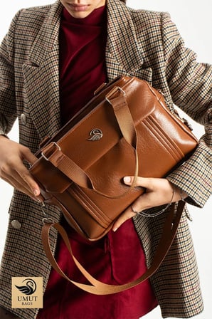 Kadın Omuz Askılı Çapraz Çanta En 35 boy 25 cm