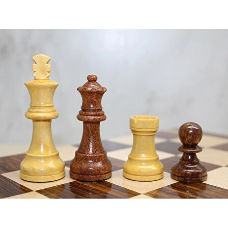 Özel Vernikli Mıknatıs Taşlı Ahşap Katlanabilir Kutulu Satranç Oyunu 17.5 Cm