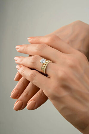 Kadın Kalpli Tektaş Alyans Altın Yüzük