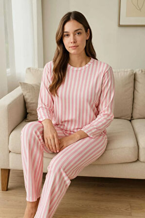 Kadın Pijama Takımı Pembe Çizgili