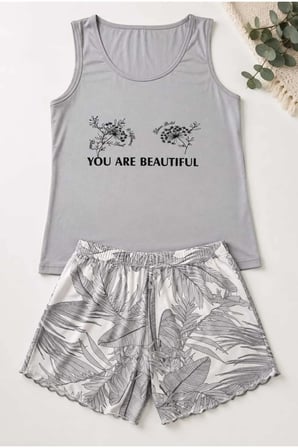 Kadın Şortlu Pijama Takımı Askılı Üst Desenli Şort Yazlık Ev Giyim