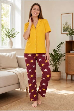 Kadın Pamuklu Boydan Düğmeli Kısa Kollu Pijama Takımı