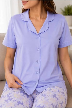 Kadın Pamuklu Boydan Düğmeli Kısa Kollu Pijama Takımı