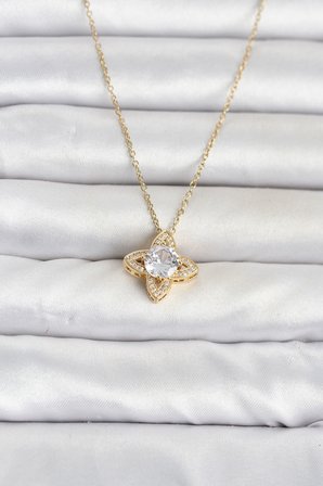 316L Çelik Zincir Gold Renk Yonca Model Kadın Kolye