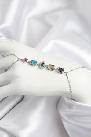 Pirinç Renkli Zirkon Taşlı Model Gümüş Renk Şahmeran