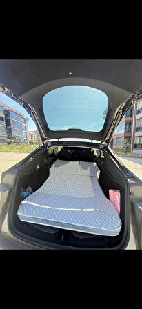 Tesla Model Y Kamp Yatağı