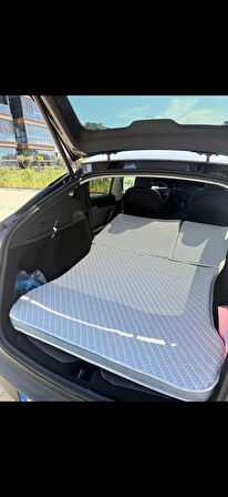 Tesla Model Y Kamp Yatağı