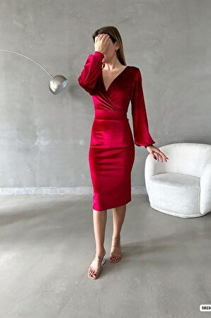 leyla sanat sanata yeni bir bakış açısı Kadın Kadife Kumaş Kruvaze Yaka Balon Kol Ve Yırtmaç Detaylı Midi Boy Elbise