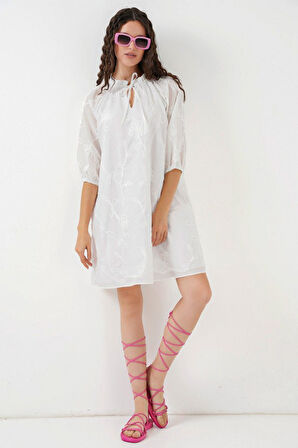 leyla sanat sanata yeni bir bakış açısı Desenli Kısa Elbise 2528 - Beyaz