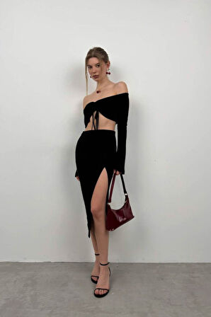 leyla sanat sanata yeni bir bakış açısı Kayık Yaka Asansörlü Bluz