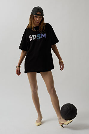 leyla sanat sanata yeni bir bakış açısı Sırt Ve Ön Baskılı Oversize T-Shirt