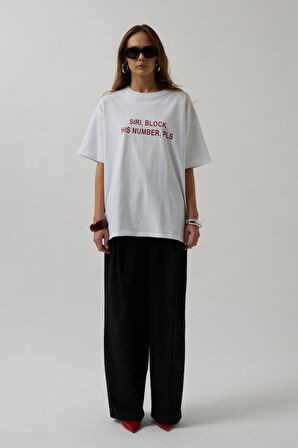 leyla sanat sanata yeni bir bakış açısı Ön Baskılı Oversize T-Shirt