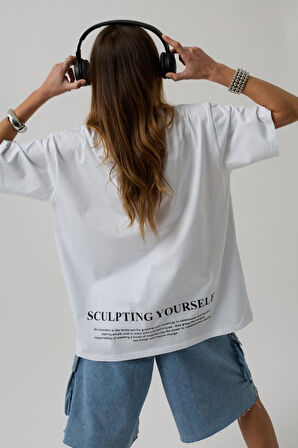 leyla sanat sanata yeni bir bakış açısı Etek Ucu Baskili Tshirt
