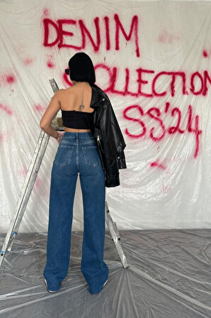 leyla sanat sanata yeni bir bakış açısı Mavi Yırtık Jeans Pantolon