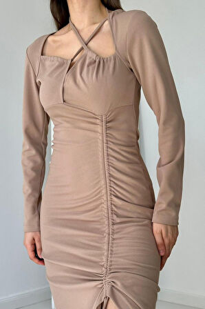 leyla sanat sanata yeni bir bakış açısı Bej Askılı Ve Yırtmaçlı Elbise