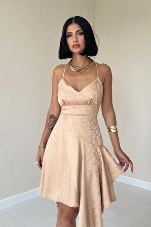 leyla sanat sanata yeni bir bakış açısı Vizon Jakarlı Asimetrik Elbise