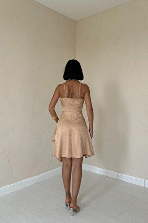 leyla sanat sanata yeni bir bakış açısı Vizon Jakarlı Asimetrik Elbise