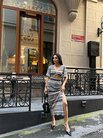 leyla sanat sanata yeni bir bakış açısı FİLE DANTEL BLUZ - YIRTMAÇLI ETEK TAKIM - Bej