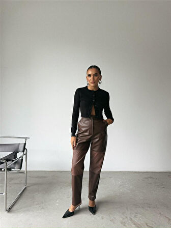 leyla sanat sanata yeni bir bakış açısı DERİ PANTOLON DİZ PARÇALI - Kahverengi