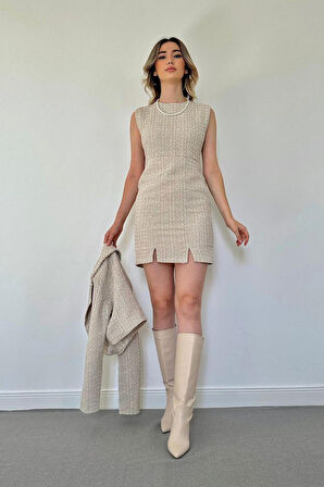 leyla sanat sanata yeni bir bakış açısı Bej Düğmeli Ceket Ve Elbise Takım