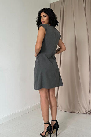 leyla sanat sanata yeni bir bakış açısı Gri Yanı Büzgülü Sıfır Kol Elbise