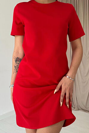 leyla sanat sanata yeni bir bakış açısı Kırmızı Kısa Kol Atlas Mini Elbise
