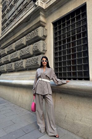 leyla sanat sanata yeni bir bakış açısı ÇİZGİLİ ARKA TASARIM  DETAYLI  GÖMLEK-PANTOLON TK - Gri