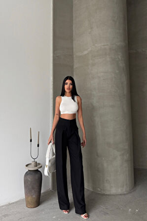 leyla sanat sanata yeni bir bakış açısı KAPALI GENİŞ PİLE CEP KAPAK DETAYLI PANTOLON - Siyah