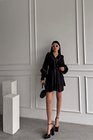 leyla sanat sanata yeni bir bakış açısı ÖNDEN DÜĞMELİ POPLİN KLOŞ ELBİSE BAĞLAMA KEMER DETAYLI - Siyah