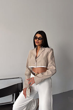 leyla sanat sanata yeni bir bakış açısı CROP CEKET TEK DÜĞME - Bej