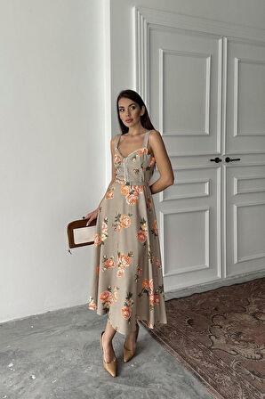 leyla sanat sanata yeni bir bakış açısı Haki İnce Kemer Detaylı Elbise