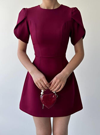 leyla sanat sanata yeni bir bakış açısı Alka İncili Fiyonk Detay Elbise