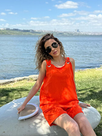 leyla sanat sanata yeni bir bakış açısı Kadın Kolsuz V Yaka Kuş Gözü Detay Bluz Short Aerobin Ikili Takım