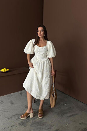 leyla sanat sanata yeni bir bakış açısı Ekru Balon Kollu Dantelli Brode Elbise