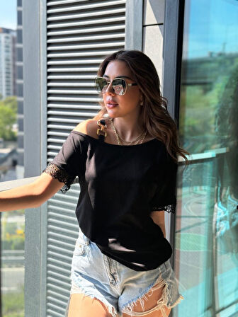 leyla sanat sanata yeni bir bakış açısı Kadın Tek Omuzu Askılı Kısa Kollu Toka Detaylı Dantelli Viskon Bluz
