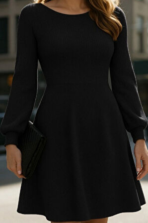 leyla sanat sanata yeni bir bakış açısı Kadın Uzun Kollu Kayık Yaka Kısa Triko Elbise