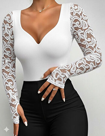 leyla sanat sanata yeni bir bakış açısı Kadın Uzun Kollu Dantelli Dekolte Detaylı Dalgıç Bluz