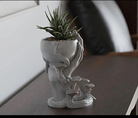 Mermer Desenli mantar figürlü Vazo