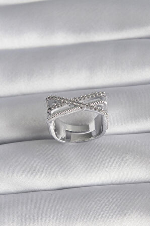 Pirinç Gümüş Renk Zirkon Taş Detay Kadın Yüzük - TJ-BYK3028