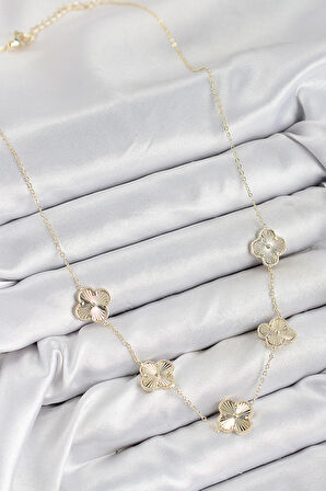 Pirinç VIP Yonca Model Gold Renk Kadın Kolye - TJ-BKO10484