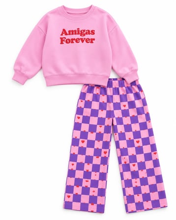 Kız Çocuk Amigas Forever Baskılı Pembe Sweatshirt ve Kalp Desenli Bol Paça Pantolon Takım