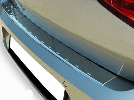 PASSAT B8.5 ARKA TAMPON EŞİĞİ KROM 2019 2020 2021 2022 2023