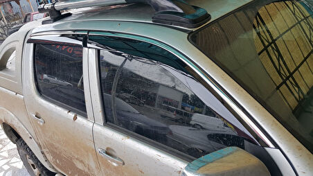 HILUX 2015 + KROMLU CAM RÜZGARLIĞI NİKEN